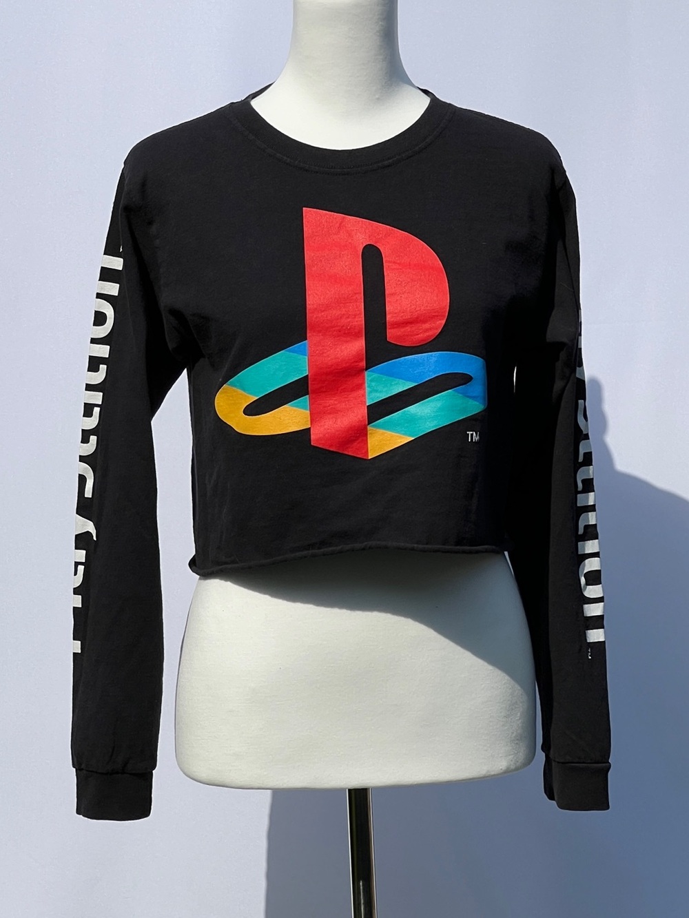 PLAYSTATION Cropped Long Sleeve Women's T-Shirt XS Black Logo Spelled Out